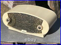 VINTAGE SPARTON MODEL132 TUBE RADIO AM RADIO 1950 FOOTBALL Cream White