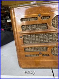 VINTAGE TRUETONE AUTODIAL TUBE RADIO D-716 WOOD CASE Project
