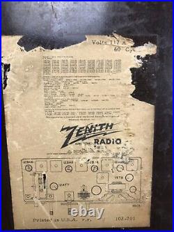 VINTAGE VTG 1950s EAMES ERA ZENITH AM-FM ANTIQUE OLD BAKELITE TUBE RADIO