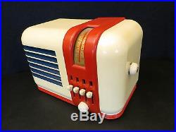 Vintage World War 2 Truetone Art Deco Old Patriotic Bakelite Radio & Restoration