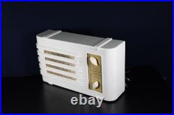 VINTAGE Wilcox-Gay ART DECO ICON Model A-53 The Thin Man ANTIQUE BAKELITE RADIO VINTAGE Wilcox-Gay ART DECO ICON Model A-53 The Thin Man ANTIQUE BAKELITE RADIO