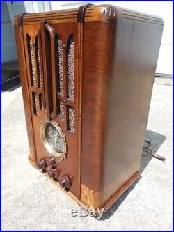 VINTAGE ZENITH 5S29 TOMBSTONE BLACK DIAL WOOD ANTIQUE TUBE RADIO 1936 DECO