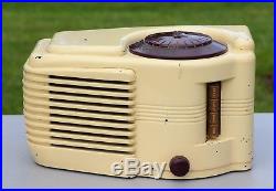 VTG (1939) Sonora WAU-243 BIG DIAL BC AM Tube Radio Receiver