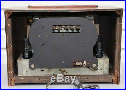 VTG (1940) RCA Victor 16X4 AM Broadcast Tube Radio Receiver IT WORKS