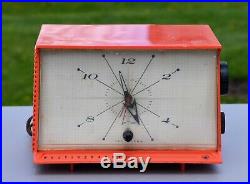 VTG (1959) Westinghouse H678T4 Tube Clock AM Radio ReTrO CORAL Color
