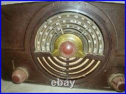 VTG Bakelite ZENITH TONE REGISTER AM/FM Tube Radio, Model 8-14428, Works Great
