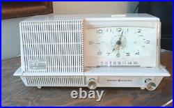 VTG GE Musaphonic AM Tube Radio. Well Reserved Dusty Pink 1960/70s. Works