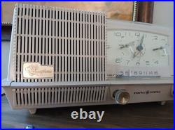 VTG GE Musaphonic AM Tube Radio. Well Reserved Dusty Pink 1960/70s. Works
