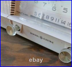 VTG GE Musaphonic AM Tube Radio. Well Reserved Dusty Pink 1960/70s. Works