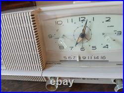 VTG GE Musaphonic AM Tube Radio. Well Reserved Dusty Pink 1960/70s. Works