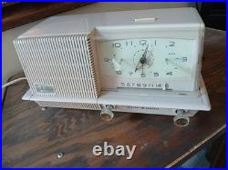 VTG GE Musaphonic AM Tube Radio. Well Reserved Dusty Pink 1960/70s. Works