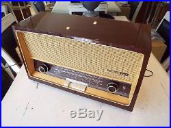 VTG GRUNDIG RADIO 2440 AM-FM-SW TUBES Wood Cabinet FULLY RESTORED Watch it Play