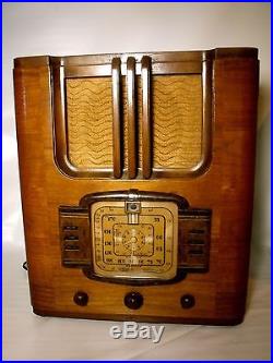VTG RCA Radio Model 810-810T Wood tube mantel radio, working, display art deco