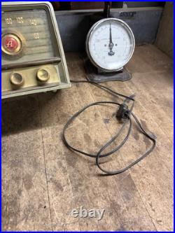 VTG Rare Arvin 460T Standard Broadcast Green Bakelite Electric Tube Radio USA