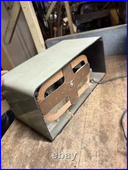 VTG Rare Arvin 460T Standard Broadcast Green Bakelite Electric Tube Radio USA