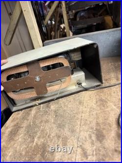 VTG Rare Arvin 460T Standard Broadcast Green Bakelite Electric Tube Radio USA