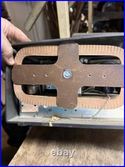 VTG Rare Arvin 460T Standard Broadcast Green Bakelite Electric Tube Radio USA