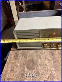 VTG Rare Arvin 460T Standard Broadcast Green Bakelite Electric Tube Radio USA