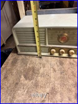 VTG Rare Arvin 460T Standard Broadcast Green Bakelite Electric Tube Radio USA
