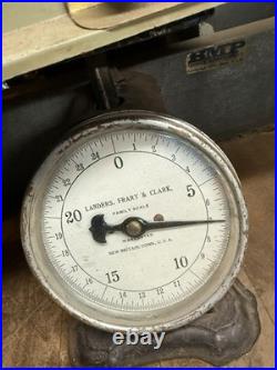 VTG Rare Arvin 460T Standard Broadcast Green Bakelite Electric Tube Radio USA