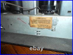 Very Nice Learadio Model 561 1945 Bakelite Tube Radio Works (LEAR CORP) Very Nice Learadio Model 561 1945 Bakelite Tube Radio Works (LEAR CORP)