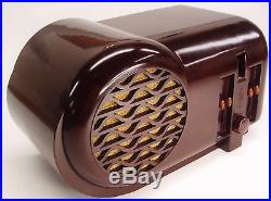 Very Striking Antique Vintage 1939 Stewart Warner Varsity Bakelite Tube Radio