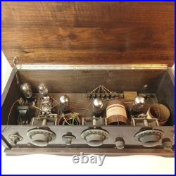Vintage 1920s 5 Vacuum Tube Radio
