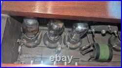 Vintage 1920s World Receiver World Radio Corp 3-Dial Tube Radio