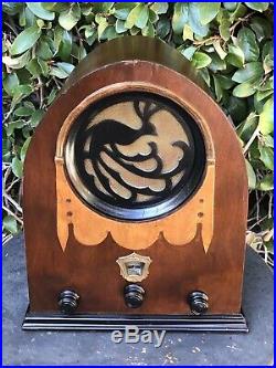 Vintage 1930 Rare Art Deco Jackson Bell Tube Radio Cathedral Peacock Model 62