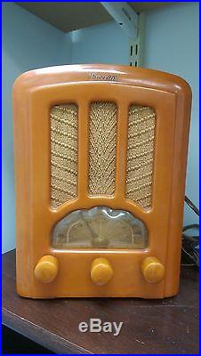 Vintage 1930's Emerson Catalin AU 190 Butterscotch Tombstone Working Tube Radio