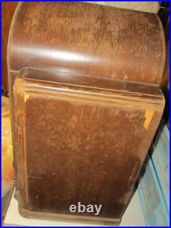Vintage 1930`s RCA 128 Tombstone Radio Vintage 1930`s RCA 128 Tombstone Radio