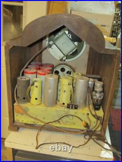 Vintage 1930`s RCA 128 Tombstone Radio Vintage 1930`s RCA 128 Tombstone Radio