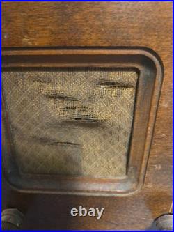 Vintage 1930s American Bosch Model 505 Wooden Tabletop Tube Radio