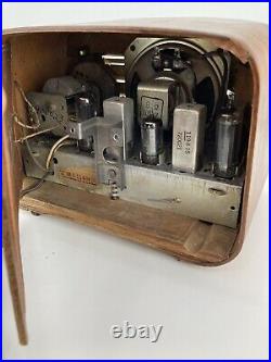 Vintage 1930s Charles Eames Emerson Wood AM Tube Radio Model 578A