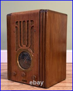Vintage 1930s Marshall 6 Tube Radio AM / PB / SW Tombstone Style (SEE VIDEO)