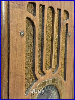 Vintage 1930s Marshall 6 Tube Radio AM / PB / SW Tombstone Style (SEE VIDEO)