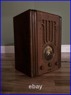 Vintage 1930s Marshall 6 Tube Radio AM / PB / SW Tombstone Style (SEE VIDEO)