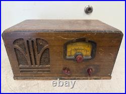 Vintage 1930s T. Eaton Viking SUPERHETERODYNE RADIO Wood Case Tube Radio Vintage 1930s T. Eaton Viking SUPERHETERODYNE RADIO Wood Case Tube Radio