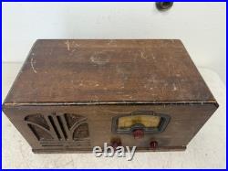 Vintage 1930s T. Eaton Viking SUPERHETERODYNE RADIO Wood Case Tube Radio Vintage 1930s T. Eaton Viking SUPERHETERODYNE RADIO Wood Case Tube Radio