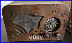 Vintage 1930s Wards Airline 62-245 Tube Radio beautiful Wood Working