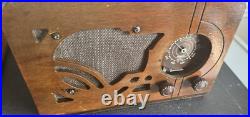 Vintage 1930s Wards Airline 62-245 Tube Radio beautiful Wood Working Vintage 1930s Wards Airline 62-245 Tube Radio beautiful Wood Working