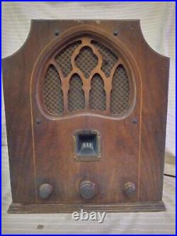 Vintage 1932 Majestic model 15 Havenwood 151 5-Tube AM Radio by Grigsby-Grunow