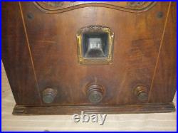 Vintage 1932 Majestic model 15 Havenwood 151 5-Tube AM Radio by Grigsby-Grunow
