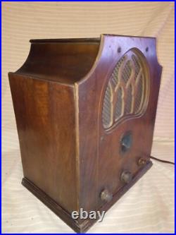 Vintage 1932 Majestic model 15 Havenwood 151 5-Tube AM Radio by Grigsby-Grunow
