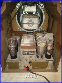 Vintage 1932 Majestic model 15 Havenwood 151 5-Tube AM Radio by Grigsby-Grunow