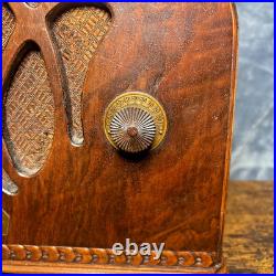 Vintage 1933 Emerson 250-AW Midget Tube Radio Wood Cabinet Powers On/Static
