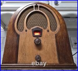 Vintage 1933 Philco Jr. 80B Cathedral Tube Radio Restored & Working Beauty Vintage 1933 Philco Jr. 80B Cathedral Tube Radio Restored & Working Beauty