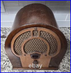 Vintage 1933 Philco Jr. 80B Cathedral Tube Radio Restored & Working Beauty Vintage 1933 Philco Jr. 80B Cathedral Tube Radio Restored & Working Beauty