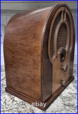 Vintage 1933 Philco Jr. 80B Cathedral Tube Radio Restored & Working Beauty Vintage 1933 Philco Jr. 80B Cathedral Tube Radio Restored & Working Beauty