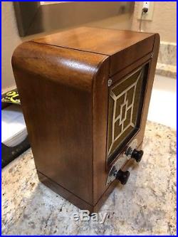 Vintage 1933 RARE Majestic 44 Tube Radio working and Gorgeous Duo Chief